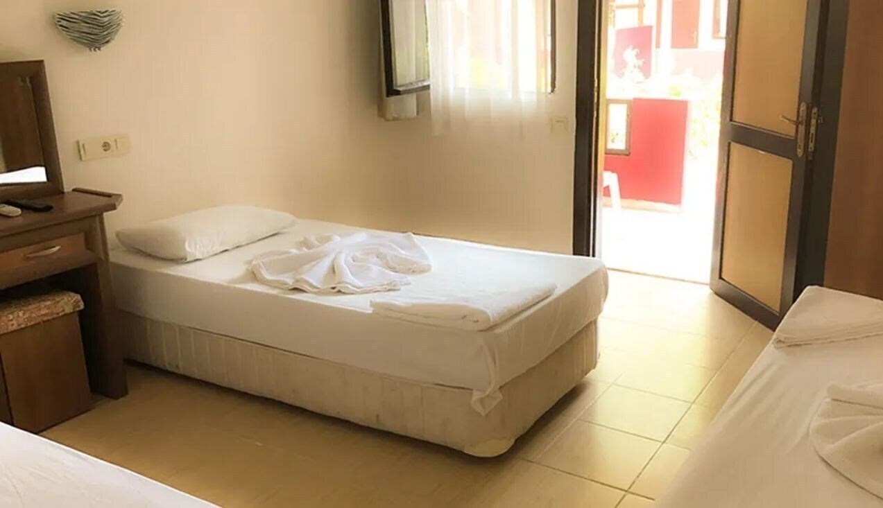 Территория Ugur Hotel Beach 3*